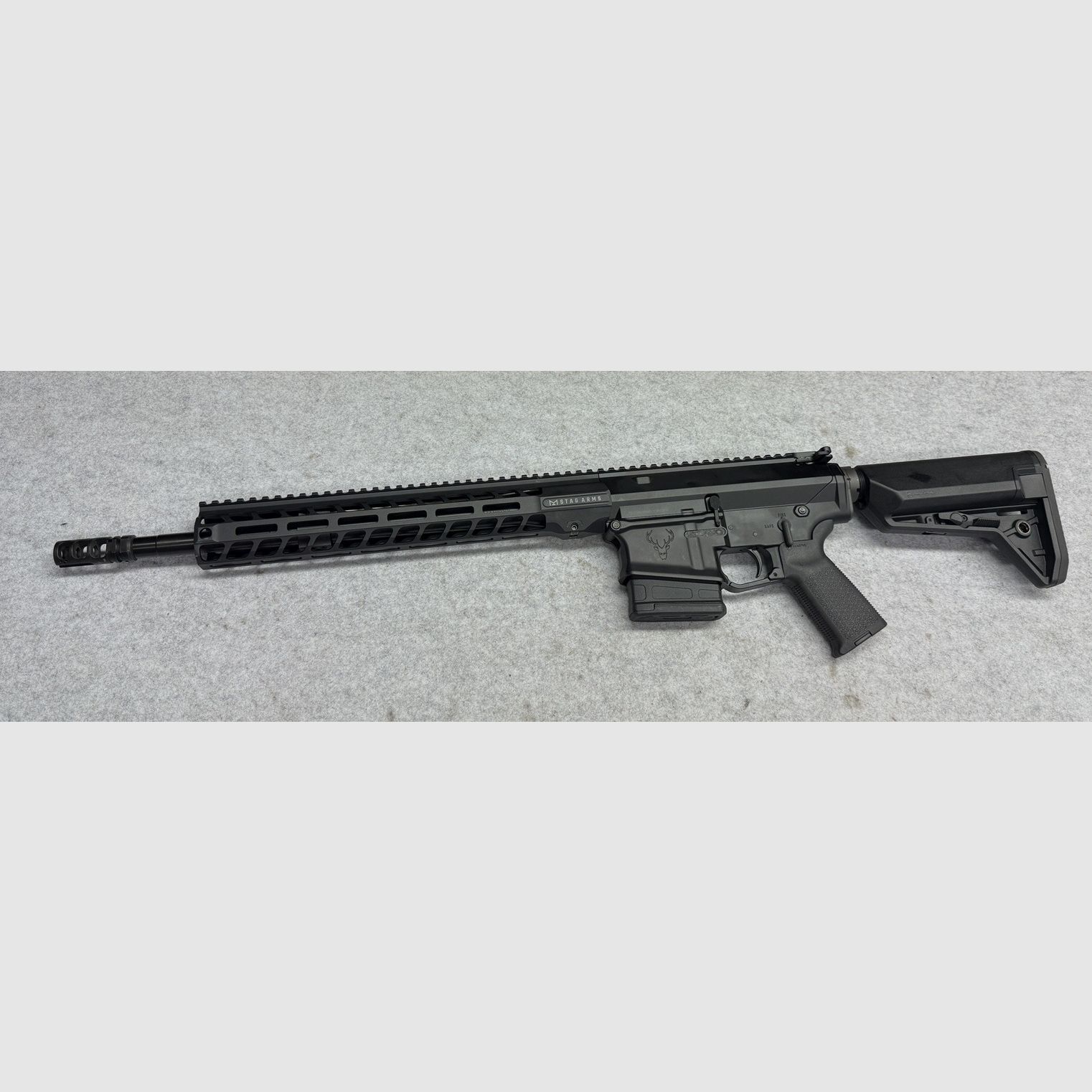 Stag Arms STAG10 Tactical im Kaliber .308 Winchester mit 16" Lauf