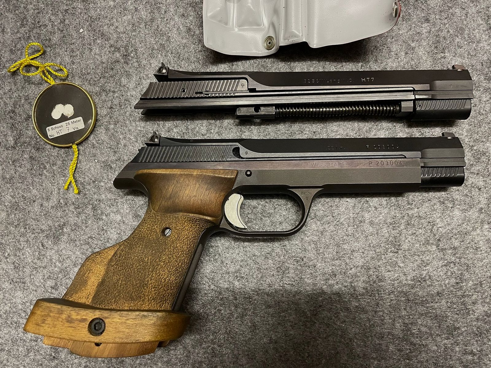 P240 Kal.22 z systemem wymiennym .32 S&W I.WC