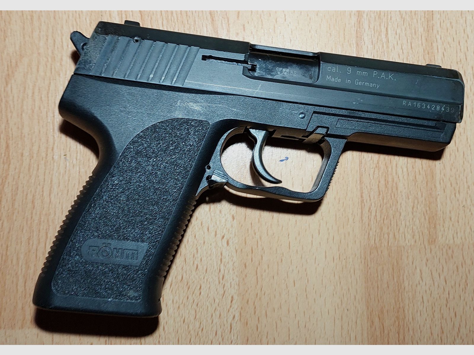 Röhm RG 96 blank firing pistol blued (PTB 699)