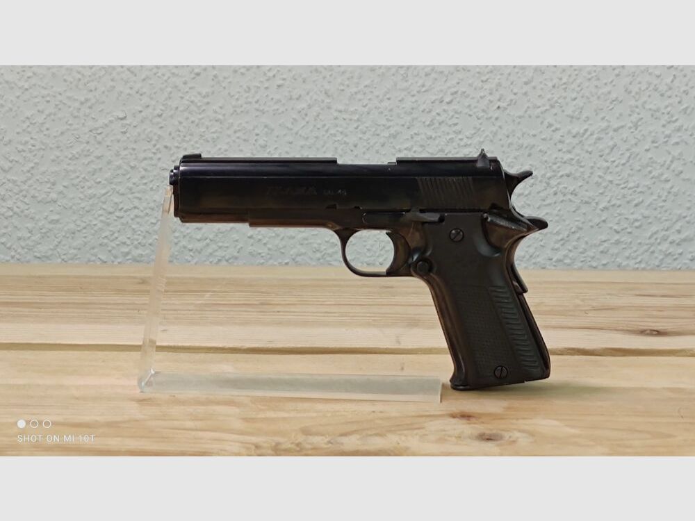 LLama 1911