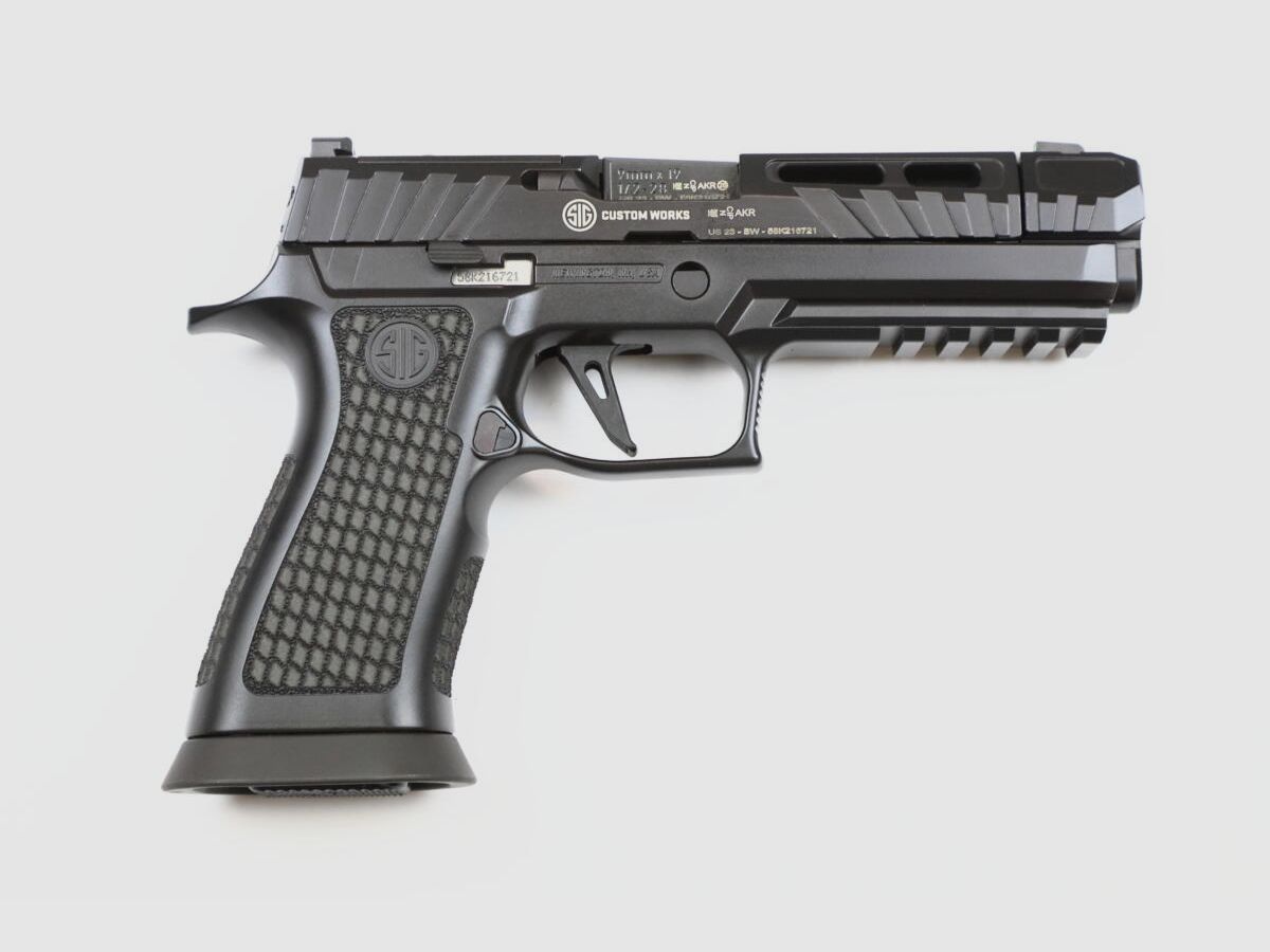 Sig Sauer P320 SPECTRE Comp. Black Edition, afbeelding 2 van 7