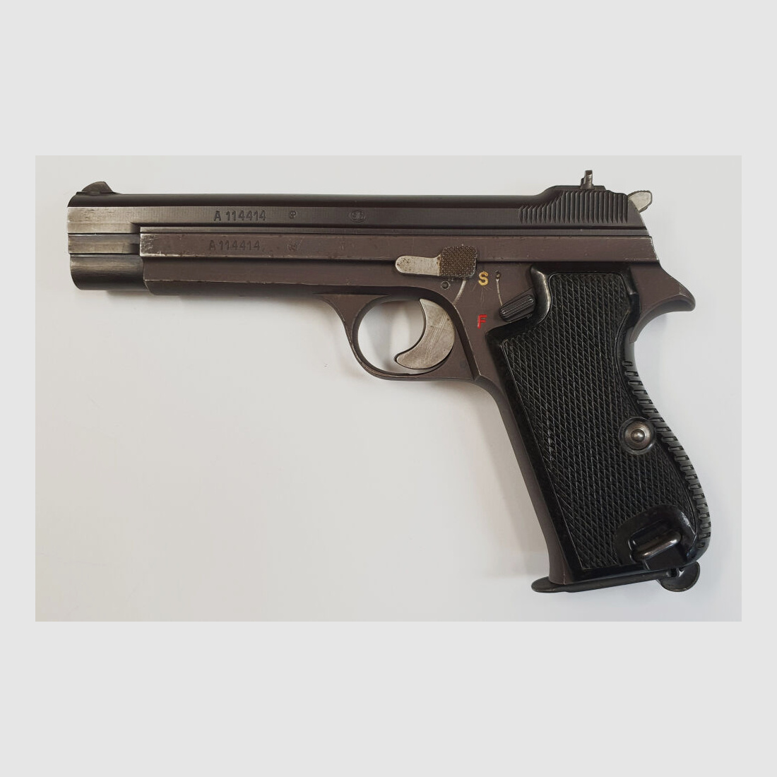 SIG Pistole SIG P210-2 im Kaliber 9mm Luger (9x19) Inkl. Holster und Reservemagazin,MADE IN SWITZERLAND