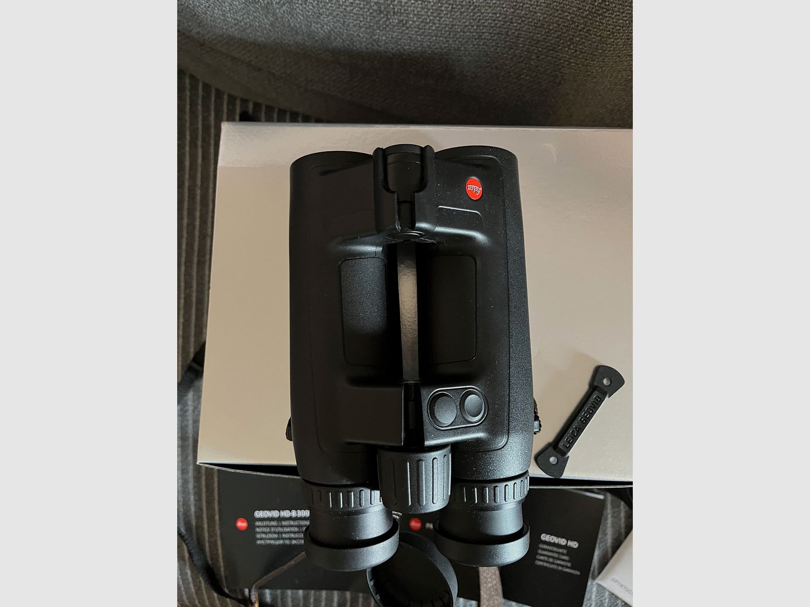 Leica Geovid 8x42 HD-R 2700
