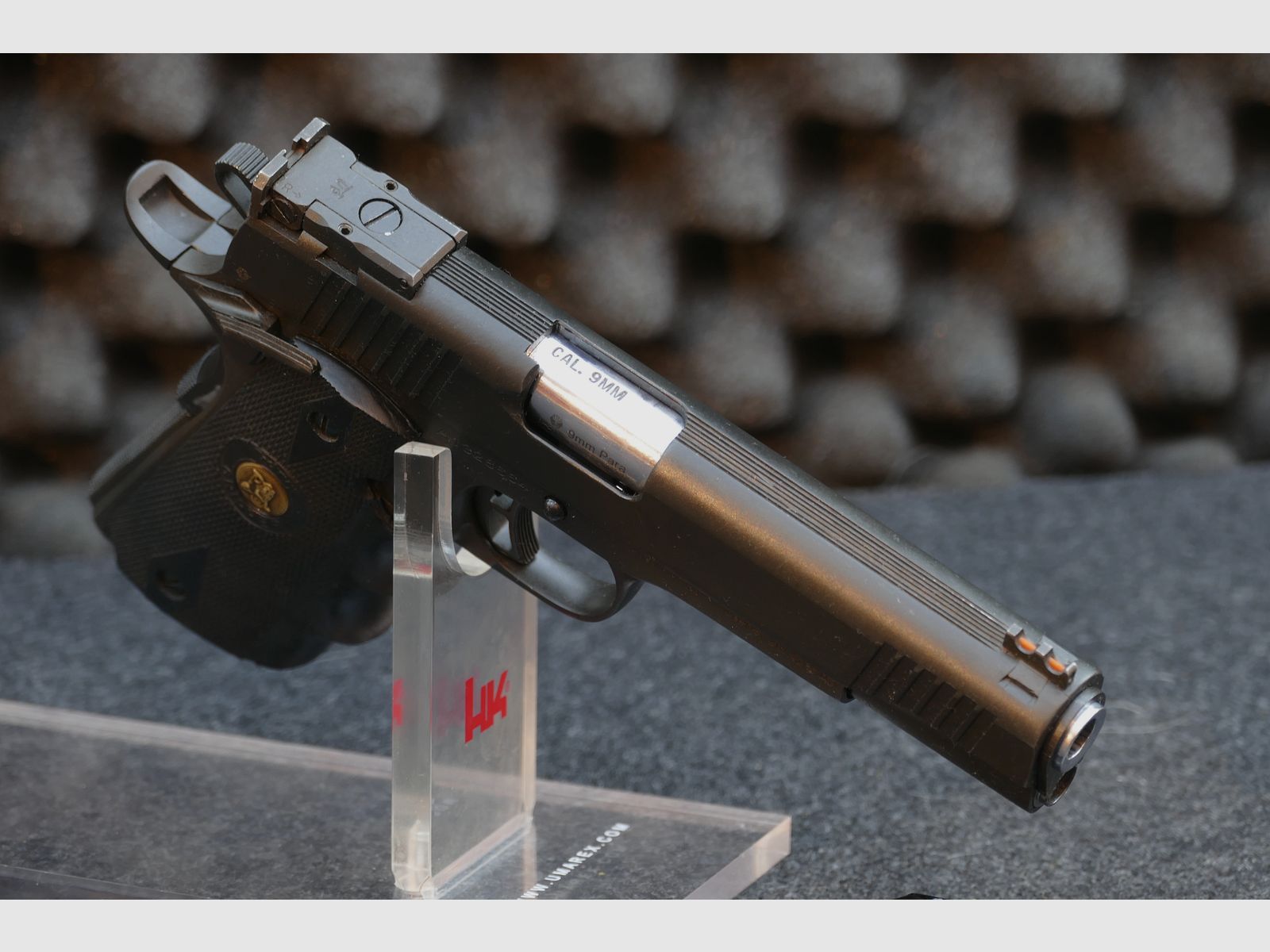 Armscor „Medallion“ 1911 – 9×19, 9mmLuger, 9mmPara – 5" Match barrel – Parkerized (phosphated) – 2× MecGar magazine
