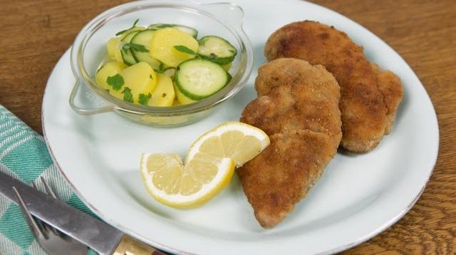 Fasanenbrustschnitzel mit Kartoffelsalat