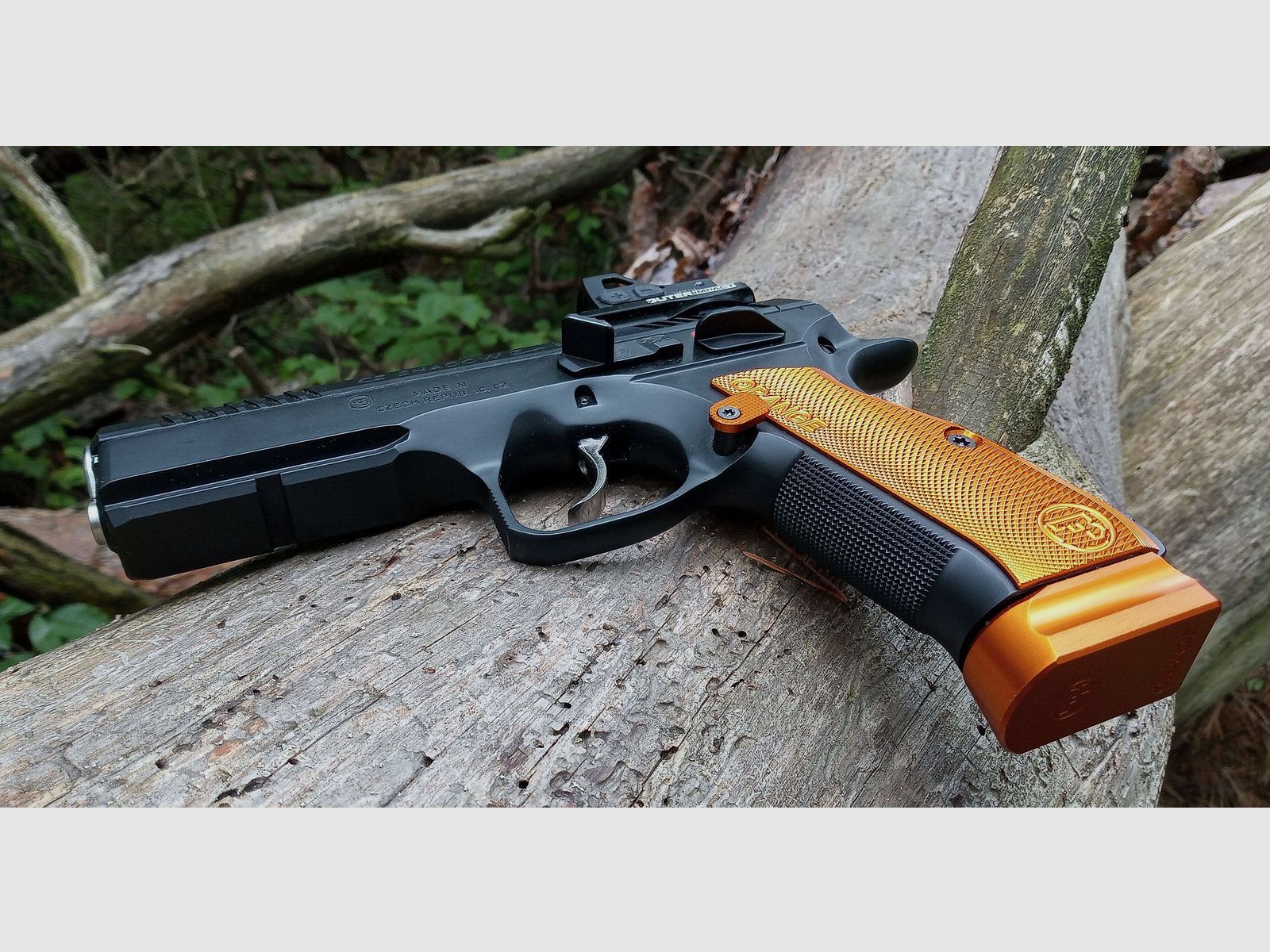 CZ75 Shadow 2 naranja Punto Rojo 3MOA