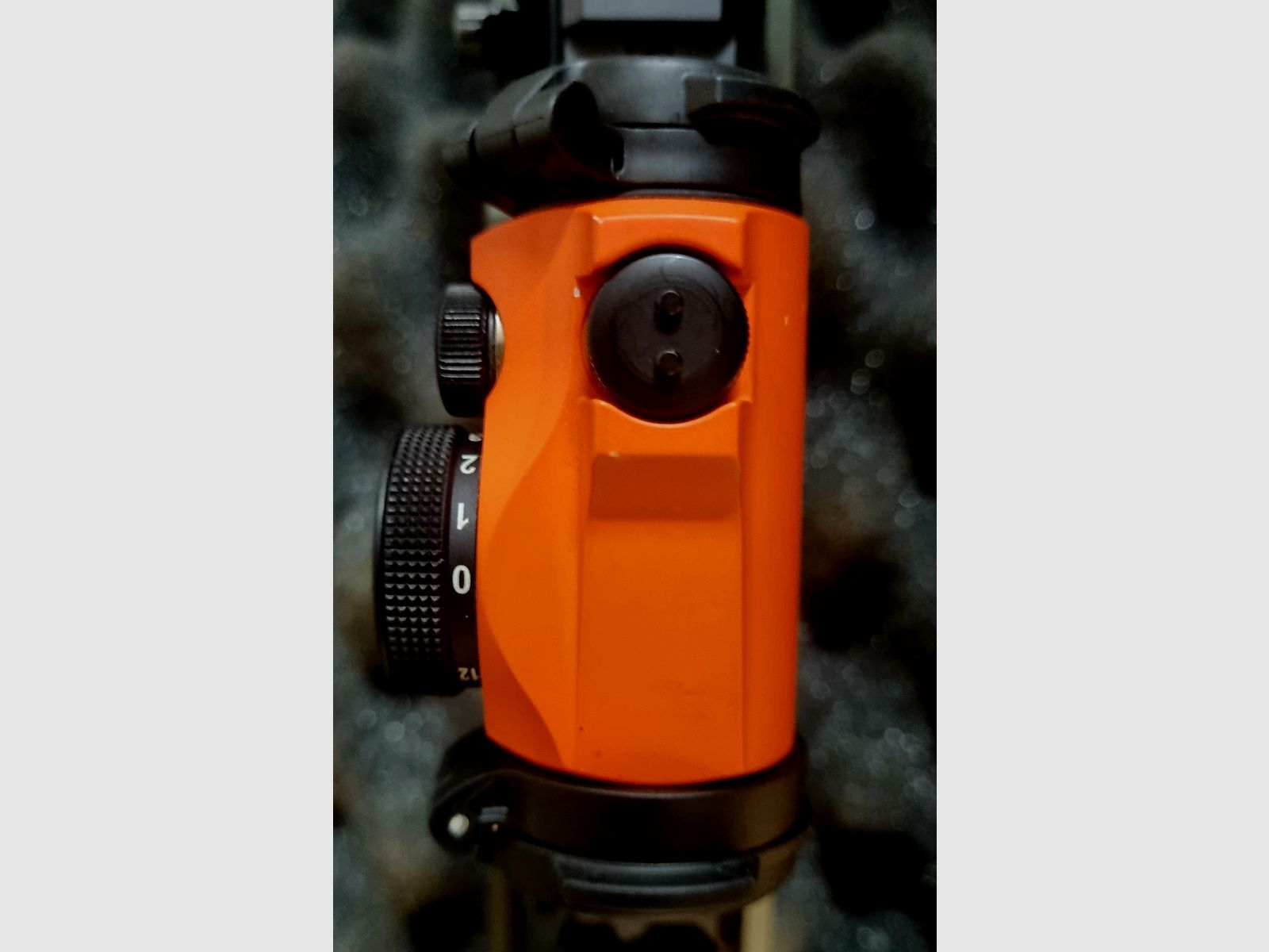 <Aimpoint Micro H-2>