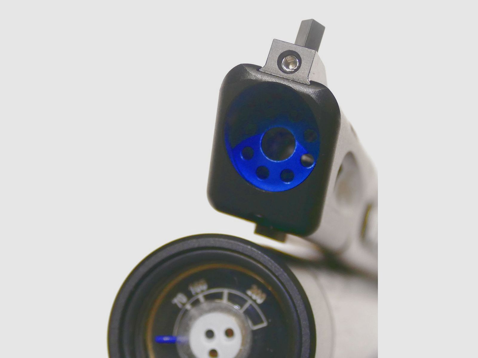 Carl-Walther LP500 Meister Walther Blau rechts Luftpistole Match