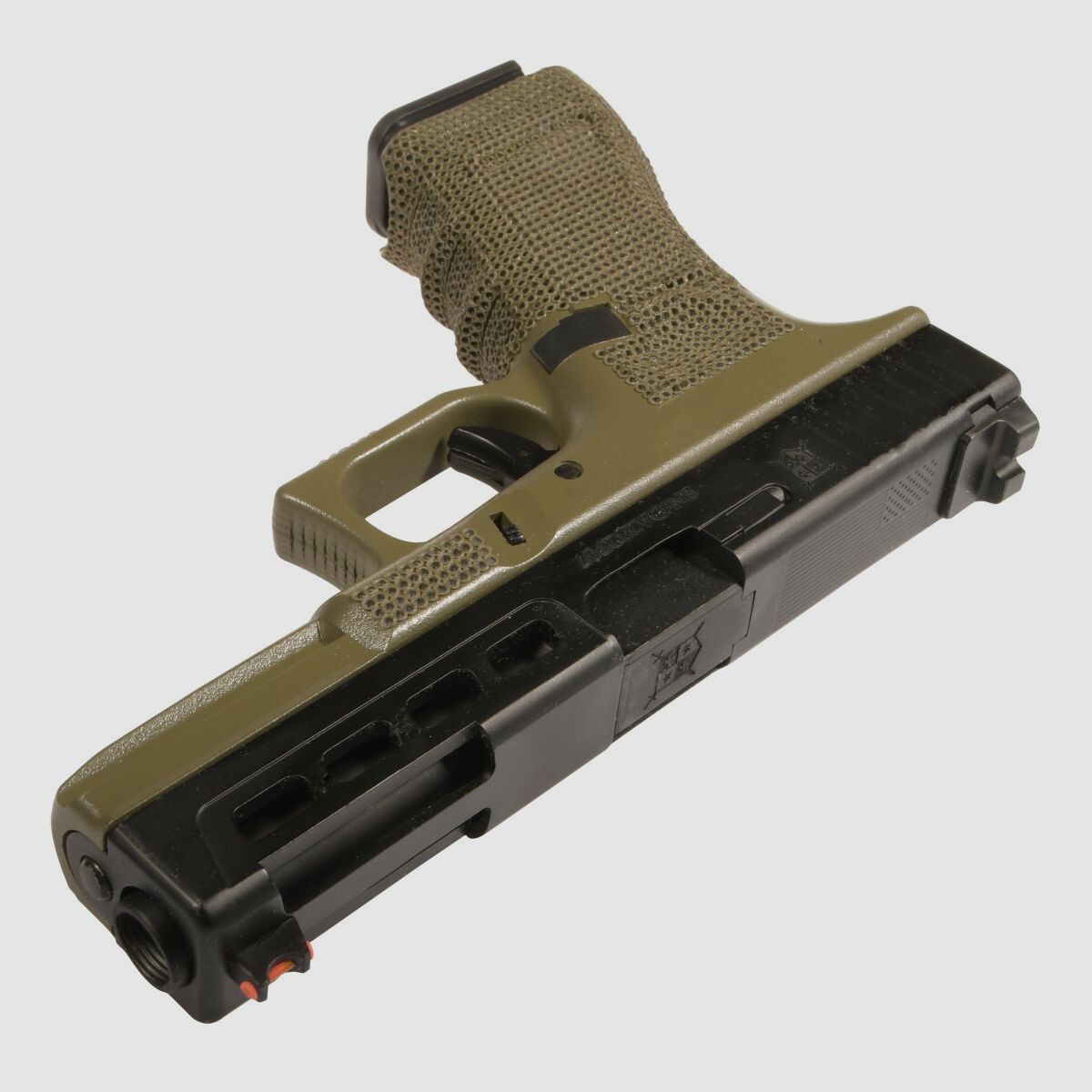 P06 GBB Airsoft Pistole in Oliv | Delta Armory