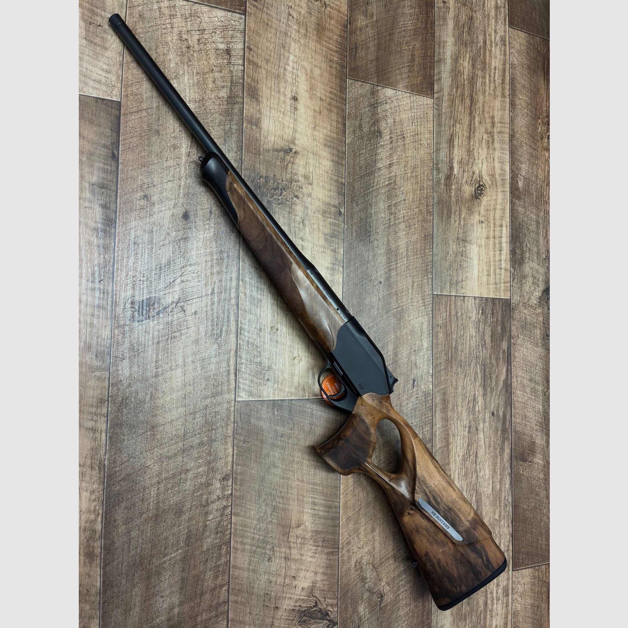 Blaser R8 Success mattgeöltes schönes Holz   www.waffenhandel-kraus.de nähe Nürnberg   