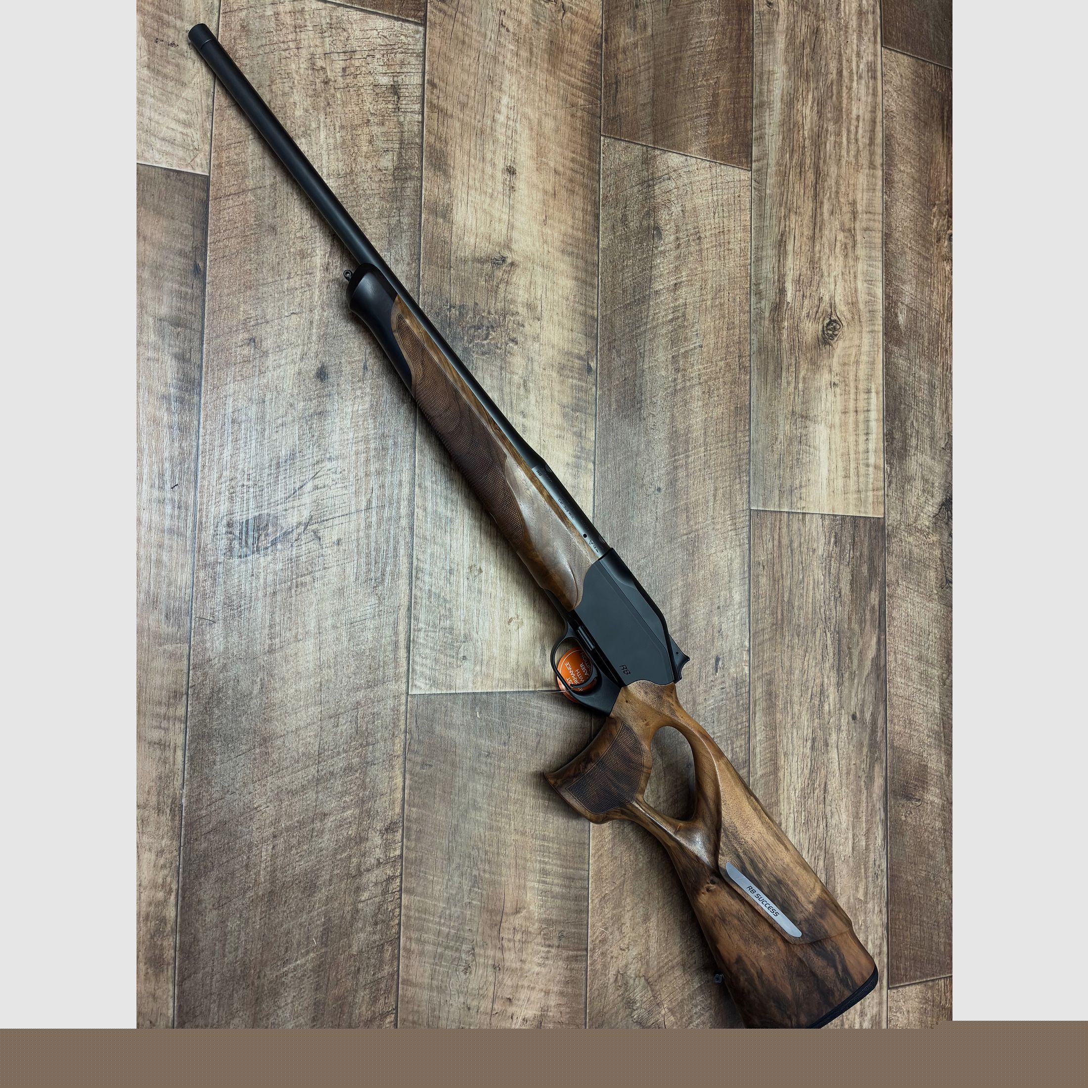 Blaser R8 Success legno bello oliato opaco www.waffenhandel-kraus.de vicino a Norimberga