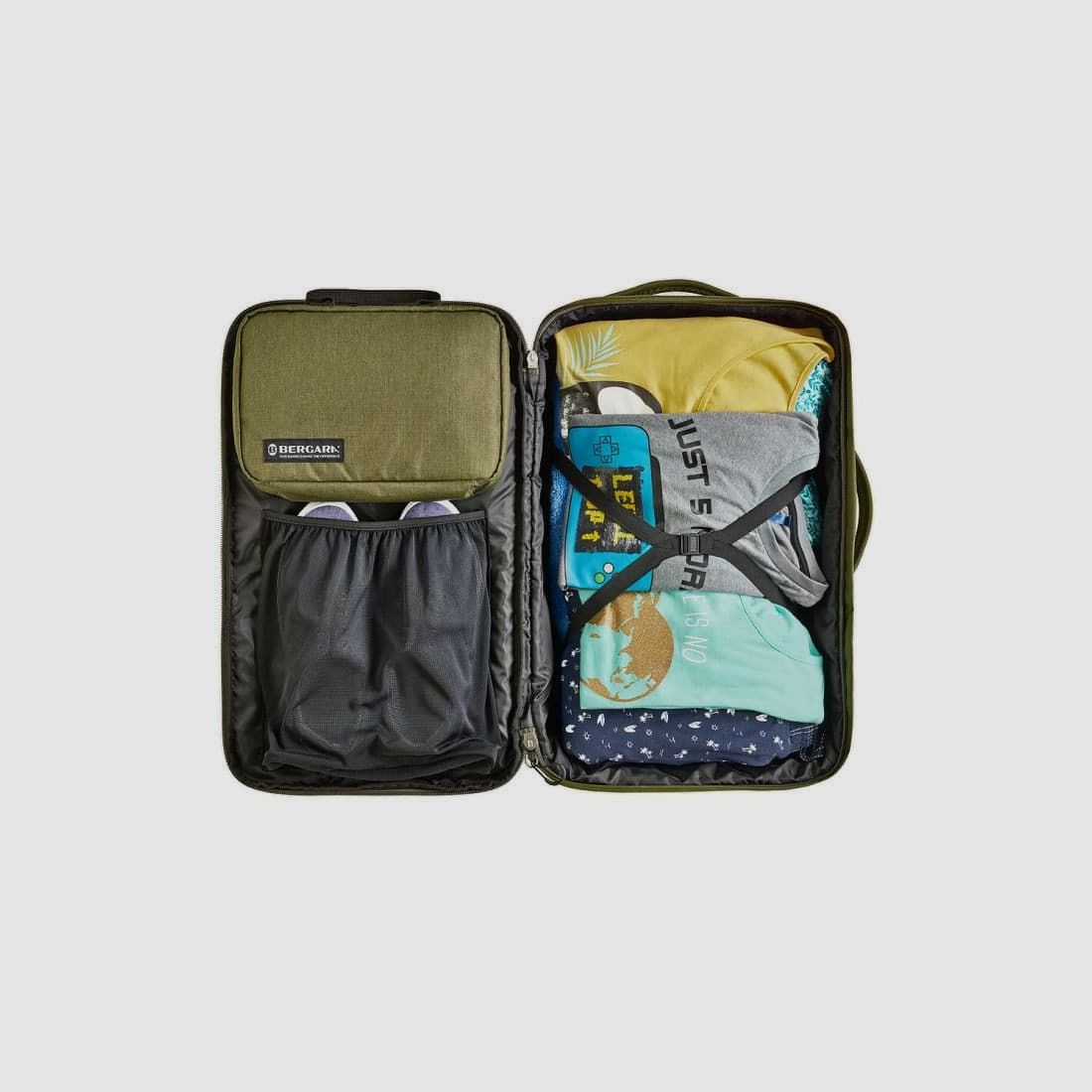 Mochila de viaje Bergara 30l verde oscuro