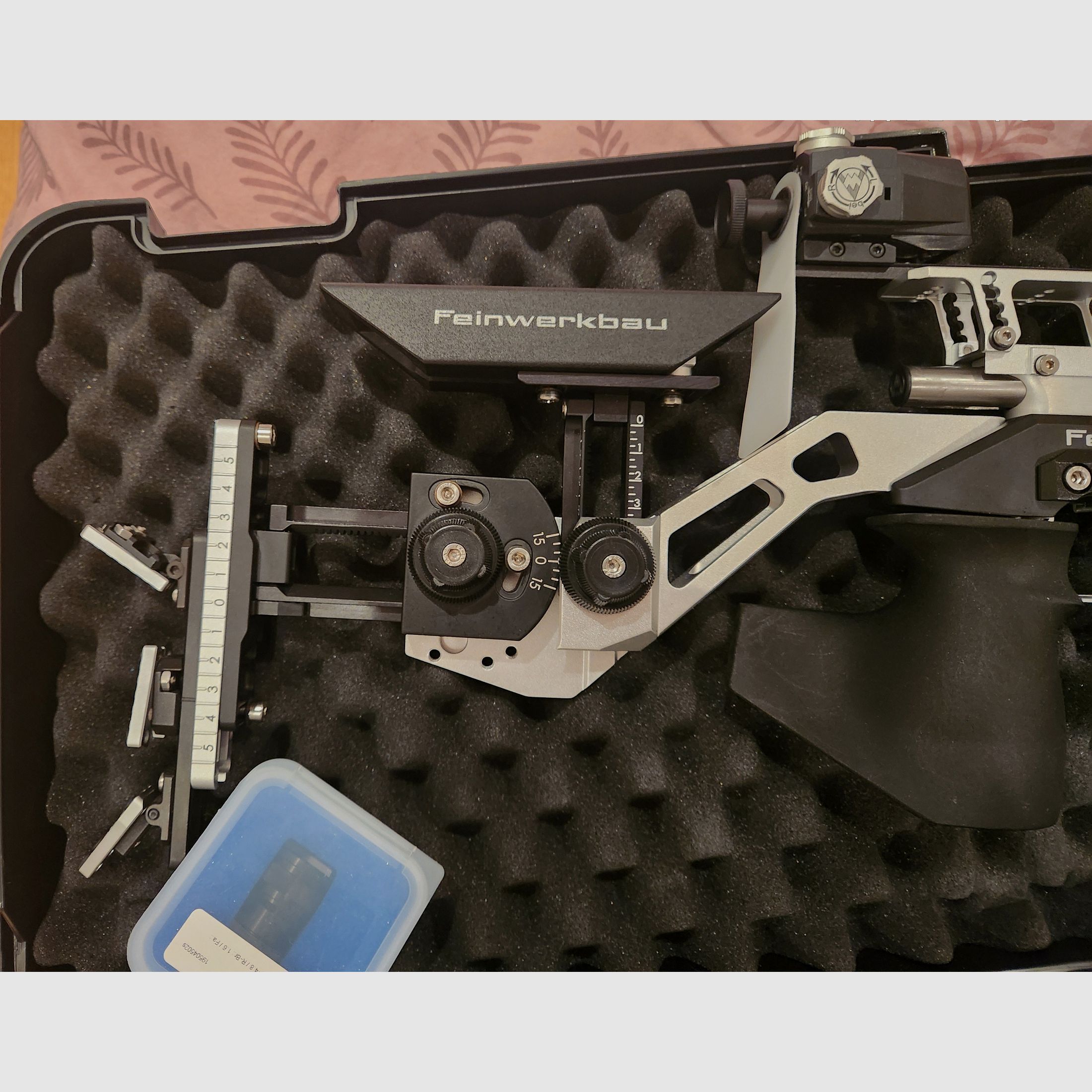 Fine work construction 800 X Alu