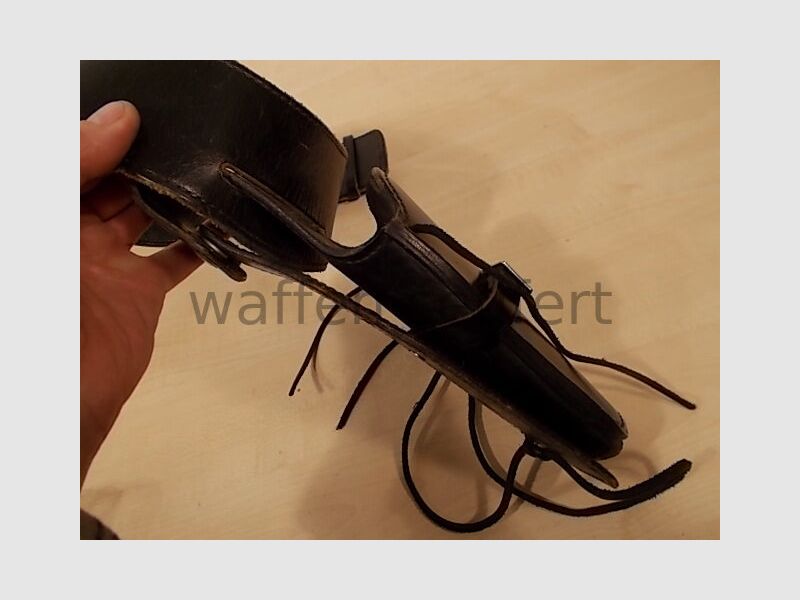 Bucheimer Westerngürtel + Holster für 6" Western-Revolver