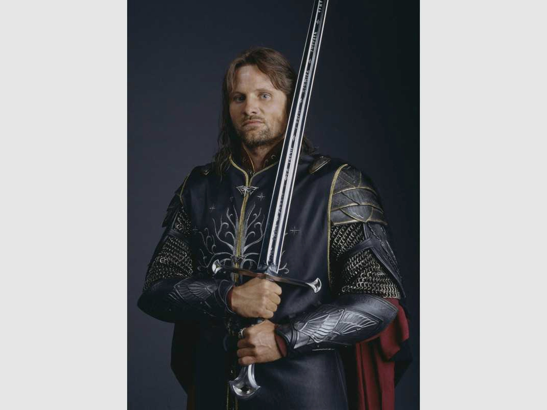 Herr der Ringe Anduril Flamme des Westens Schwert König Elessars