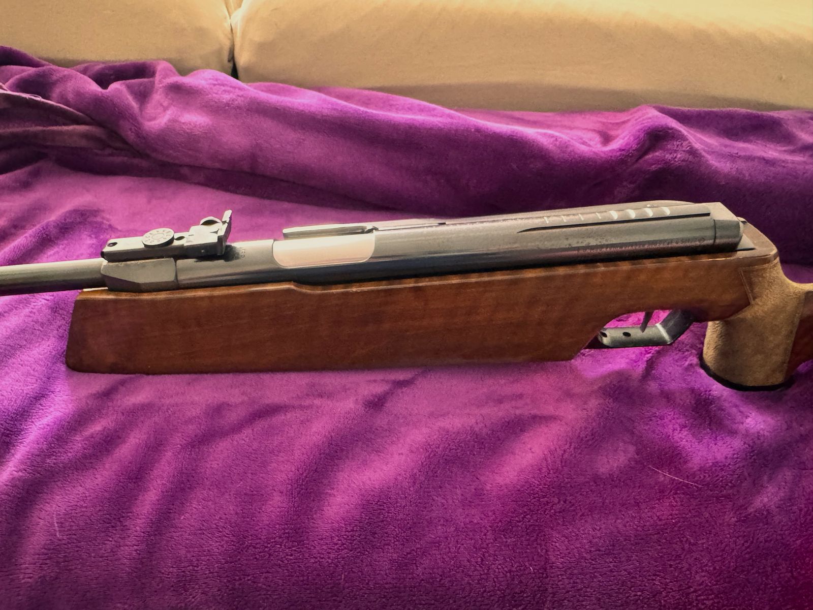 2x Luftgewehr Feinwerkbau 300 S – crosse droite – calibre 4,5 mm, image 4 sur 10