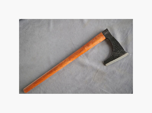 Axt der Wikinger mit Holzstil Viking
