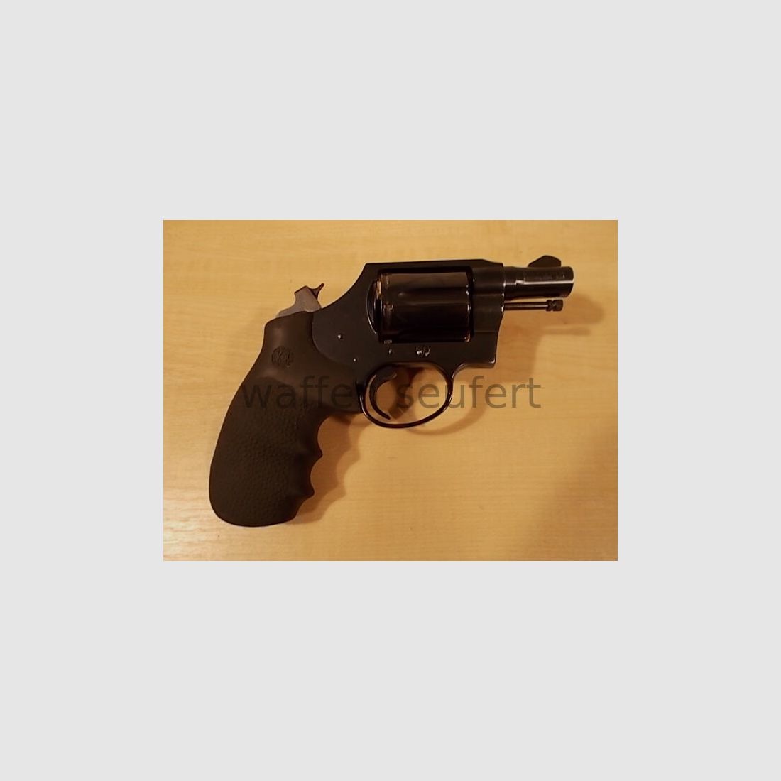Colt Detective 2" snub nose Hogue rubber grip
