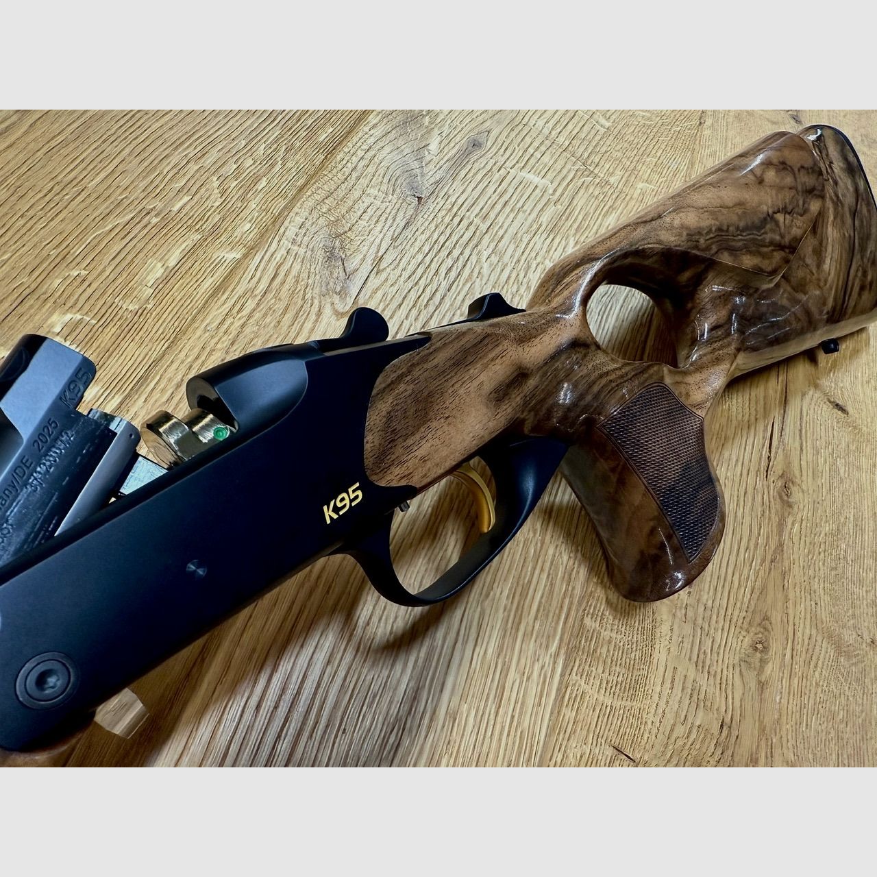 Blaser K95 Success / Wood class 6 / Cal. 6.5 Creedmoor / LL 52 cm / Gold elements / M15x1, image 8 of 9