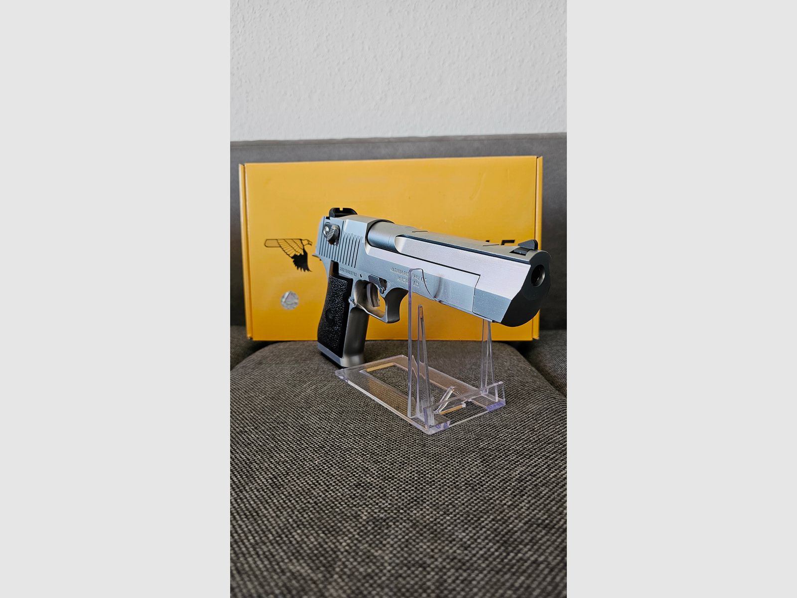 DESERT EAGLE .50AE GBB, SILVER  MAGNUM RESEARCH CYBERGUN