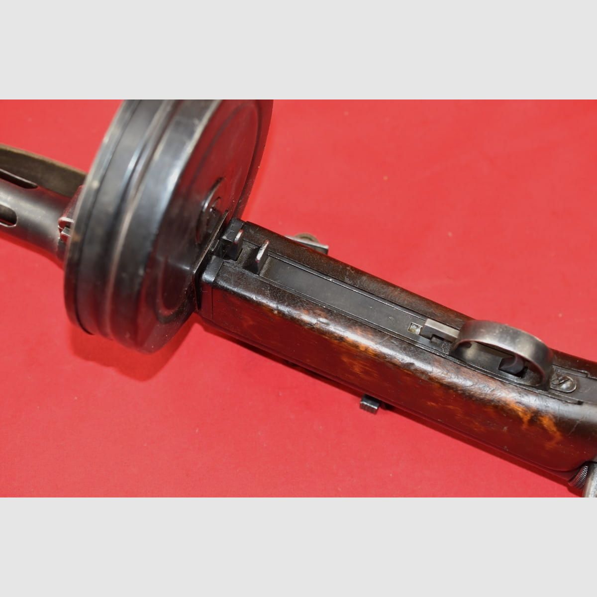 #6677 pistolet semi-automatique SUOMI KP/-31, cal. 9x19, image 11 sur 26