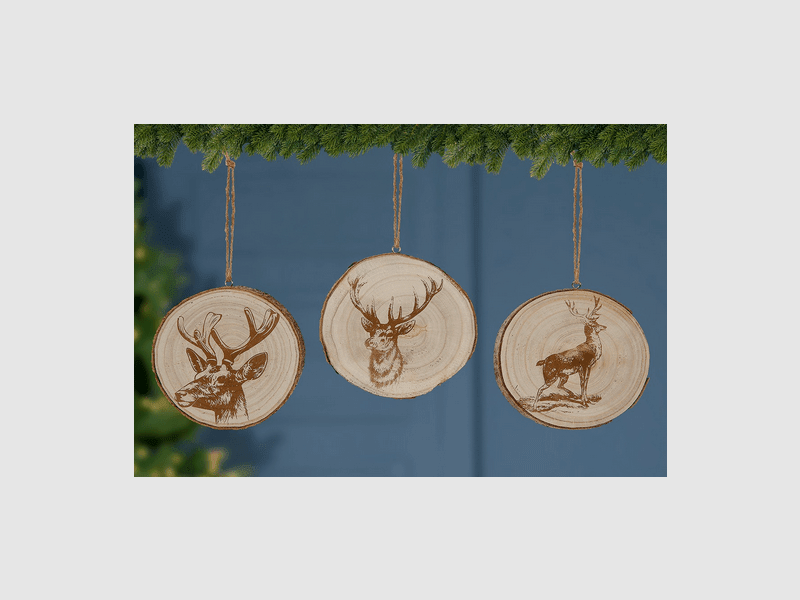 Guild wood tree slice deer motif