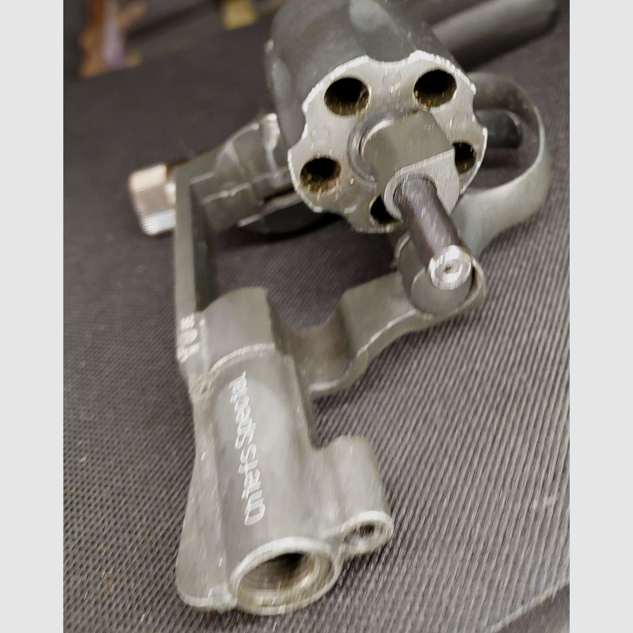 Smith & Wesson Chiefs Special rewolwer alarmowy kal. 9mm R.K. oksydowany (PTB 794)