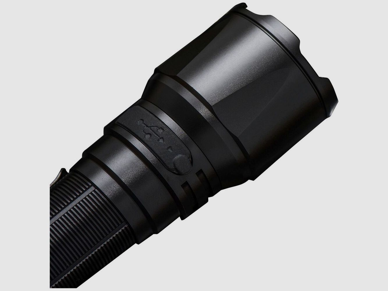 Fenix Lampe TK26 R