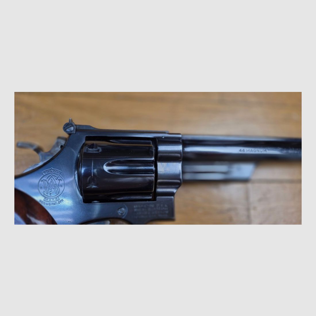 Weer een! Beren-terreur! – Smith & Wesson M29-2 Revolver – Kal. .44Mag – Zeldzame 8&prime; 3/8 inch loop – De langste in de catalogus! – Uitzonderlijke geblauwde afwerking – Wapen uit 1976 – Adembenemende mechanica en vandaag de dag onvindbaar – Cinematisch mythes net zo goed als vuurwapen! – TBE++!, afbeelding 8 van 29