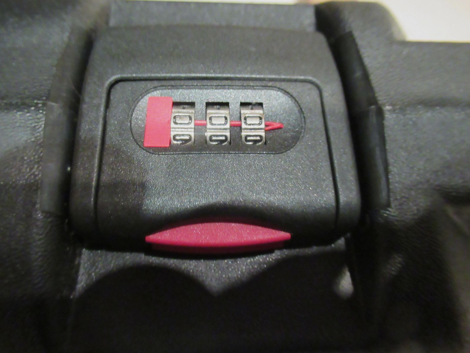 Madbull weapon case !!! New and unused !!!
