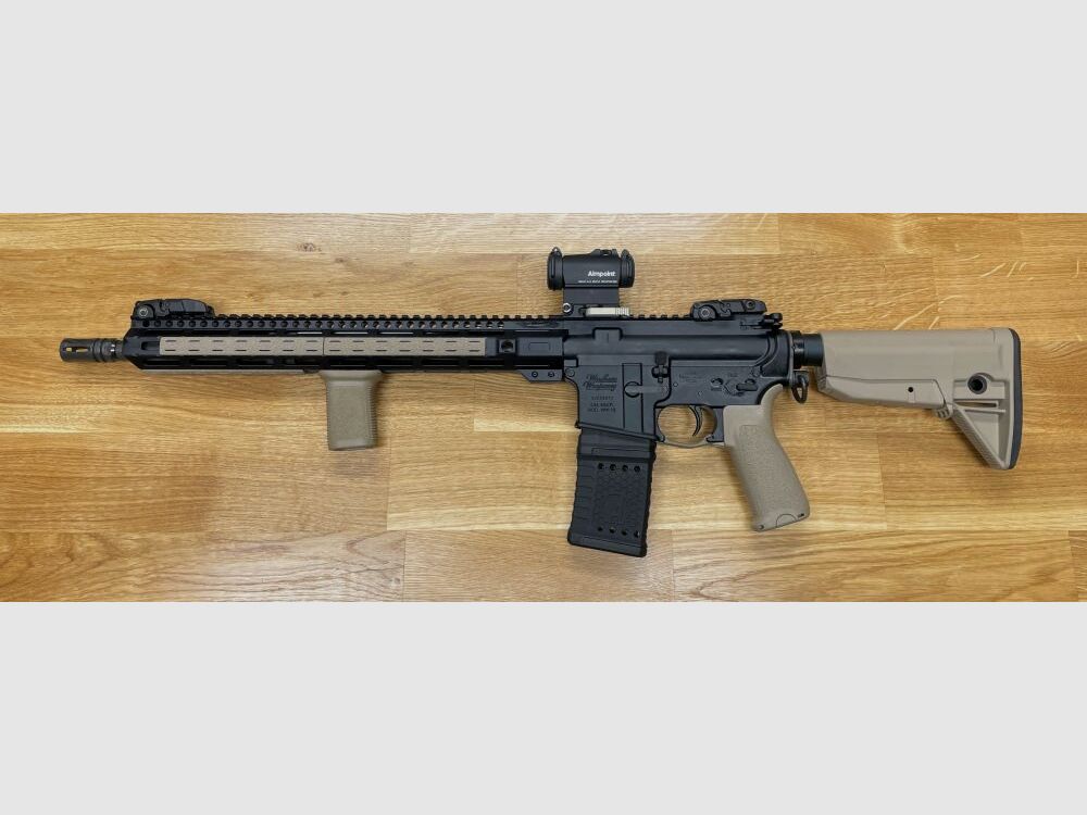 ¡Utilizable deportivamente! Windham Weaponry WW-15 rifle semiautomático .223Rem cañón de 16" con sistema de gas de longitud media - excelente base para proyecto de tuning - sistema AR15 tipo AR-15 con guardamanos Midwest Combat + piezas BCMGUNFIGHTER + piezas Magpul