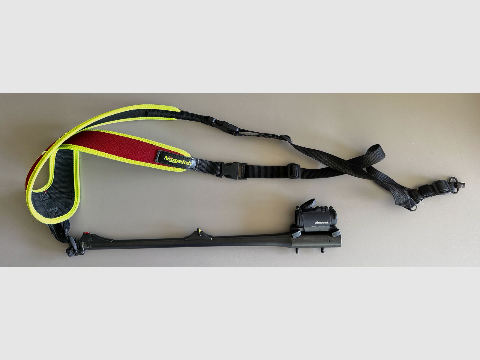 Blaser R8 Wechsellauf Nachsuche  9.3x62 Mit Sattelmontage und Aimpoint