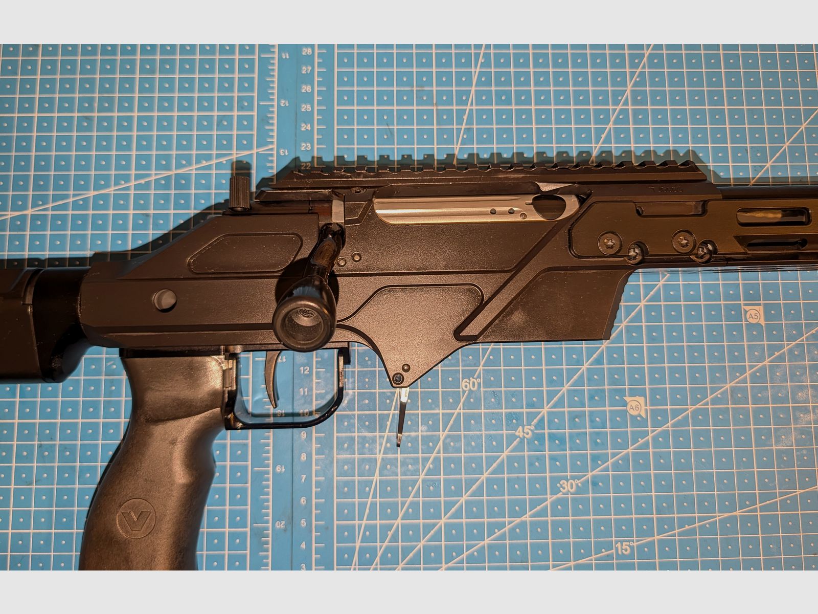 Voere Alpha 3 (.308 Win) | Carabine de précision à verrou avec crosse MDT & accessoires