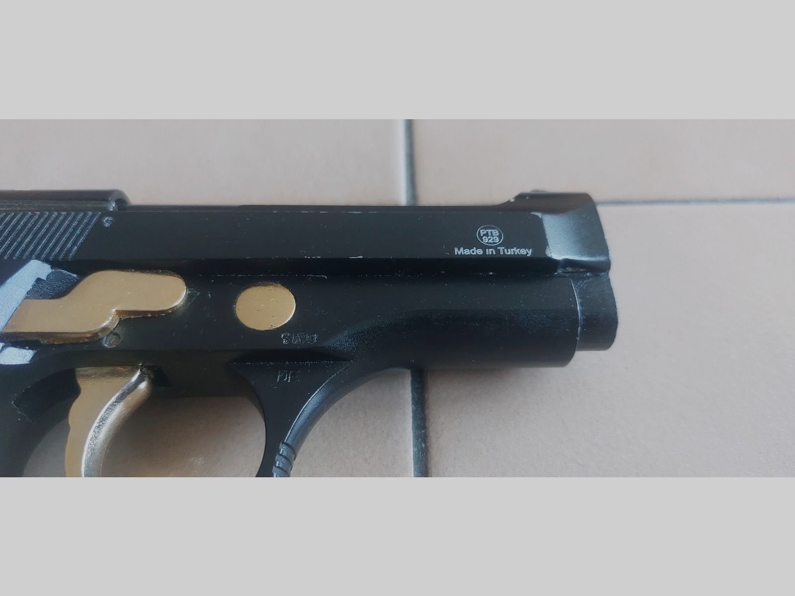 Pistola de señal de gas compacta GSG - Cal. 9mm