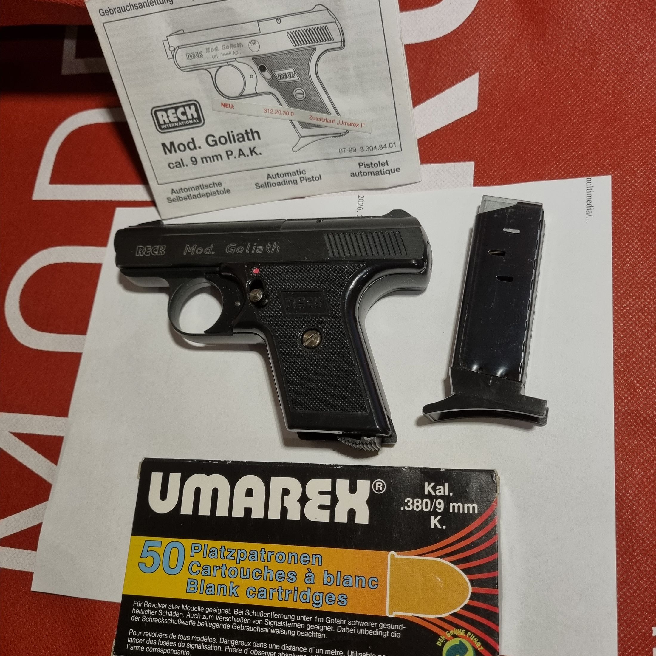 Reck Mod. Goliath, 9mm P.A.K., plus 50 cartridges. PTB 763, old version