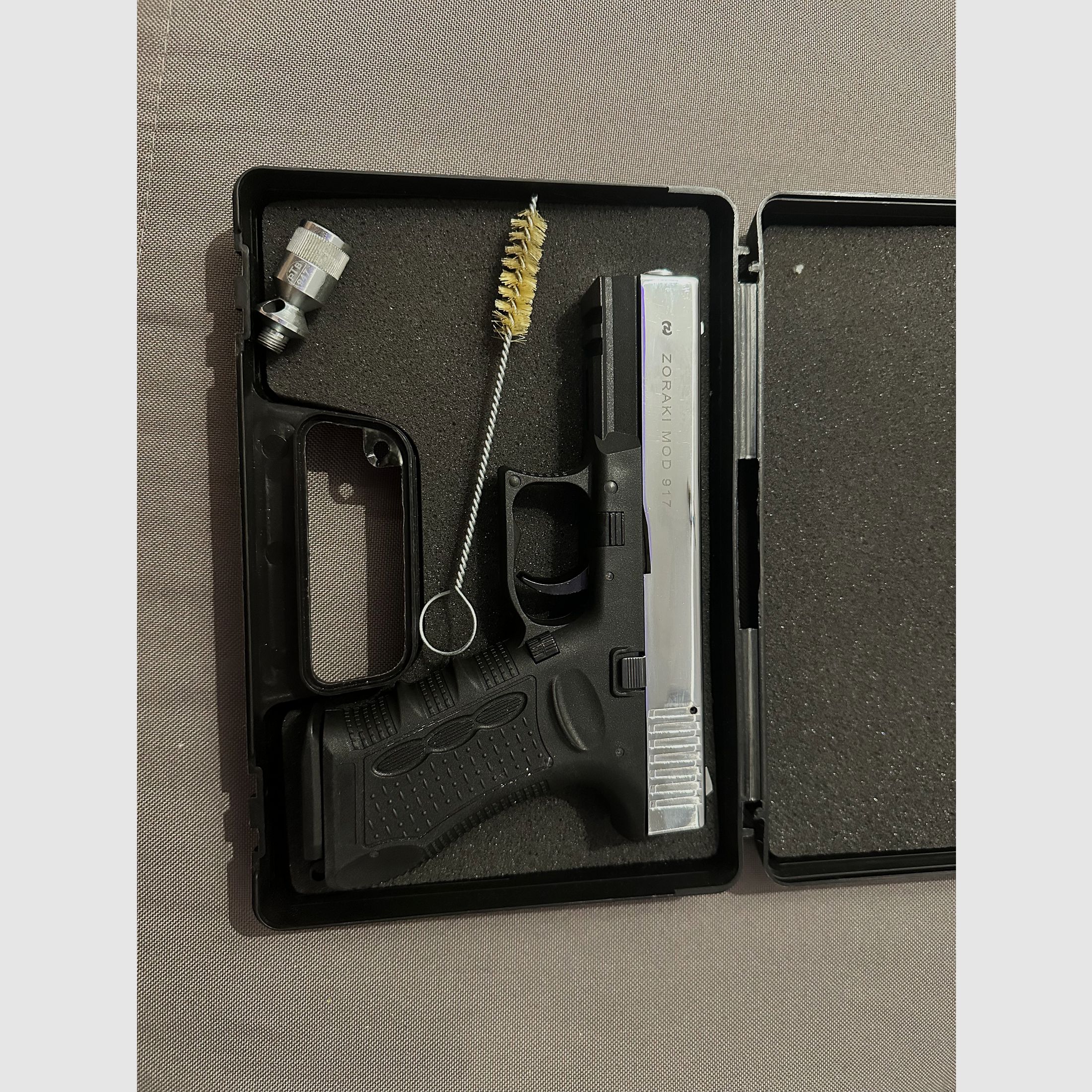 Zoraki 917 Shiny Chrome – 9 mm P.A.K. – estado casi como nuevo