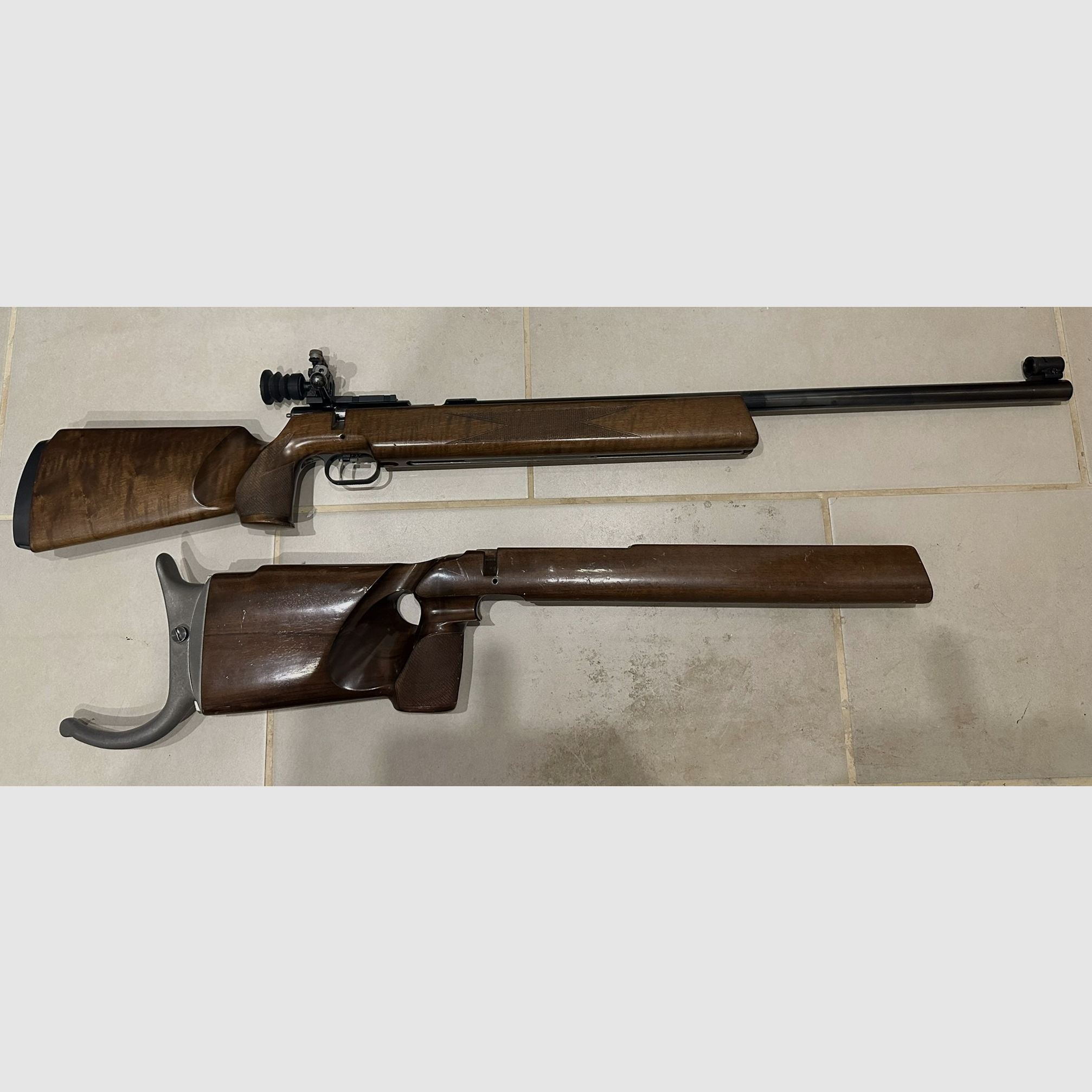 Anschütz 54 KK carabine avec crosse supplémentaire