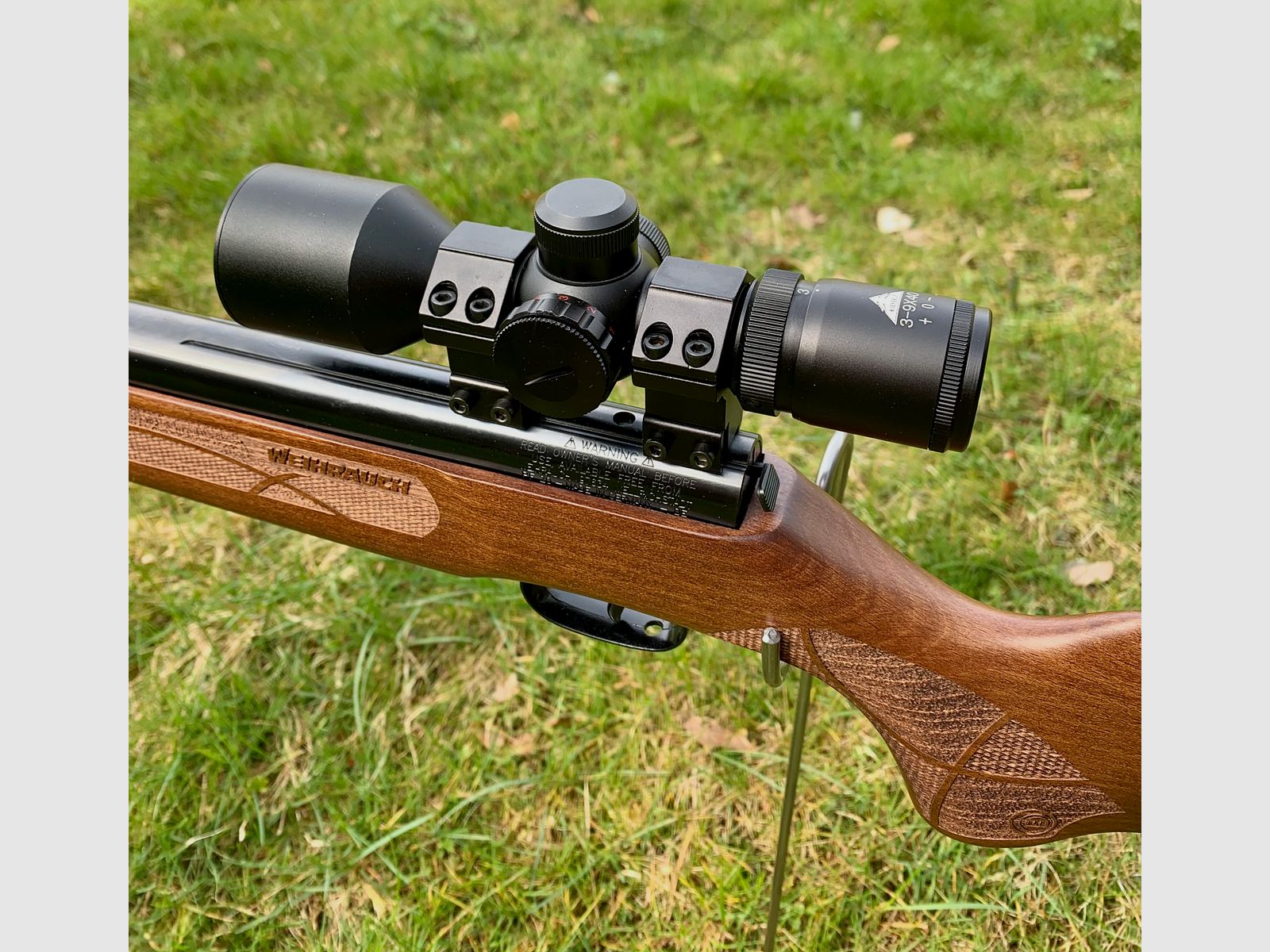 Weihrauch HW 50 M/II con silenziatore calibro 4,5mm e cannocchiale 3-9x40 compatto