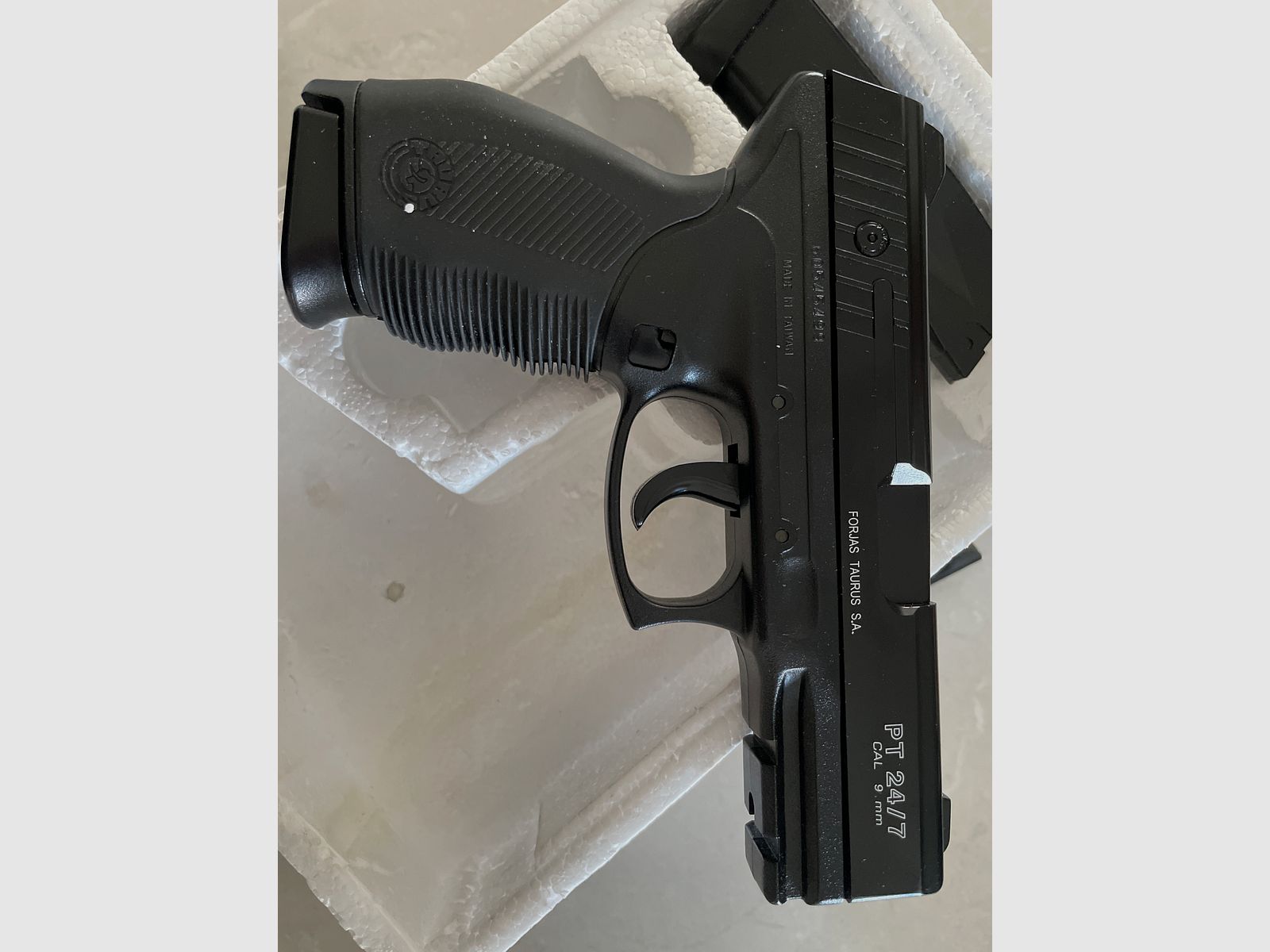Taurus PT 24/7