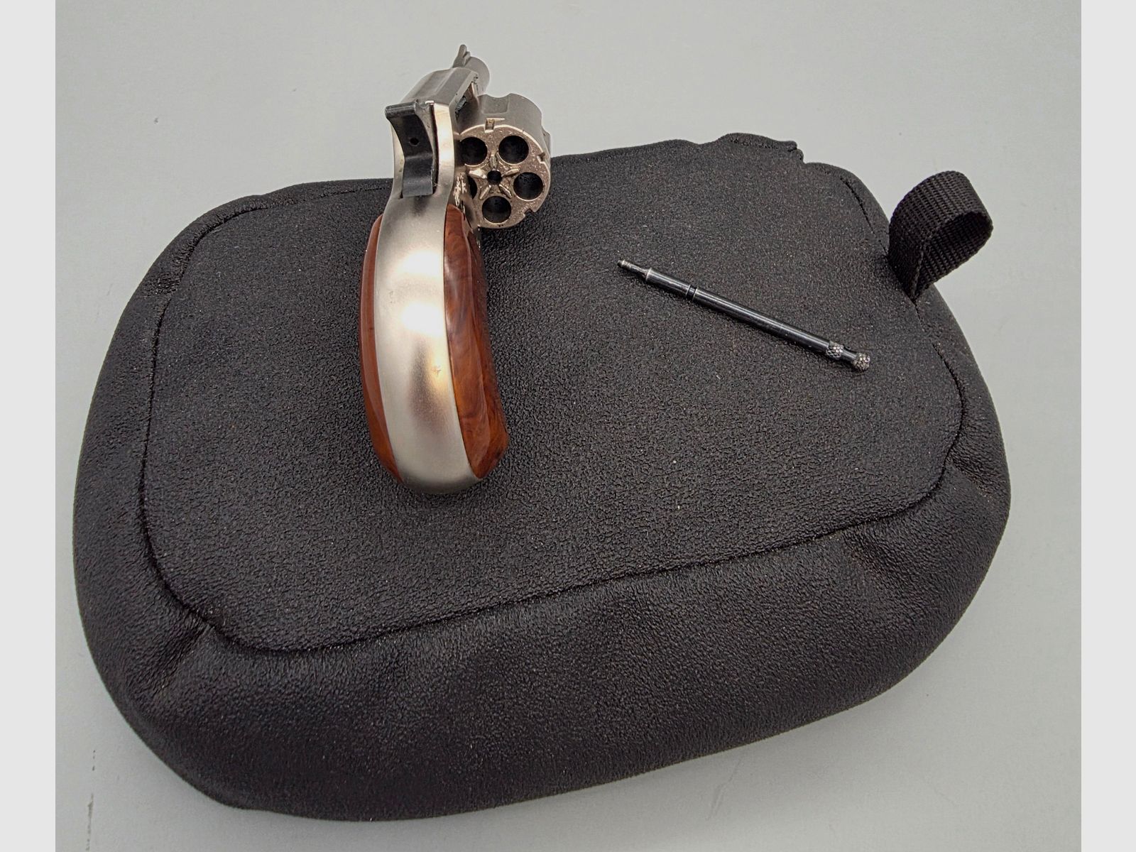 Röhm Little Joe Cal. .22 selten mit PTB 380 Revolver