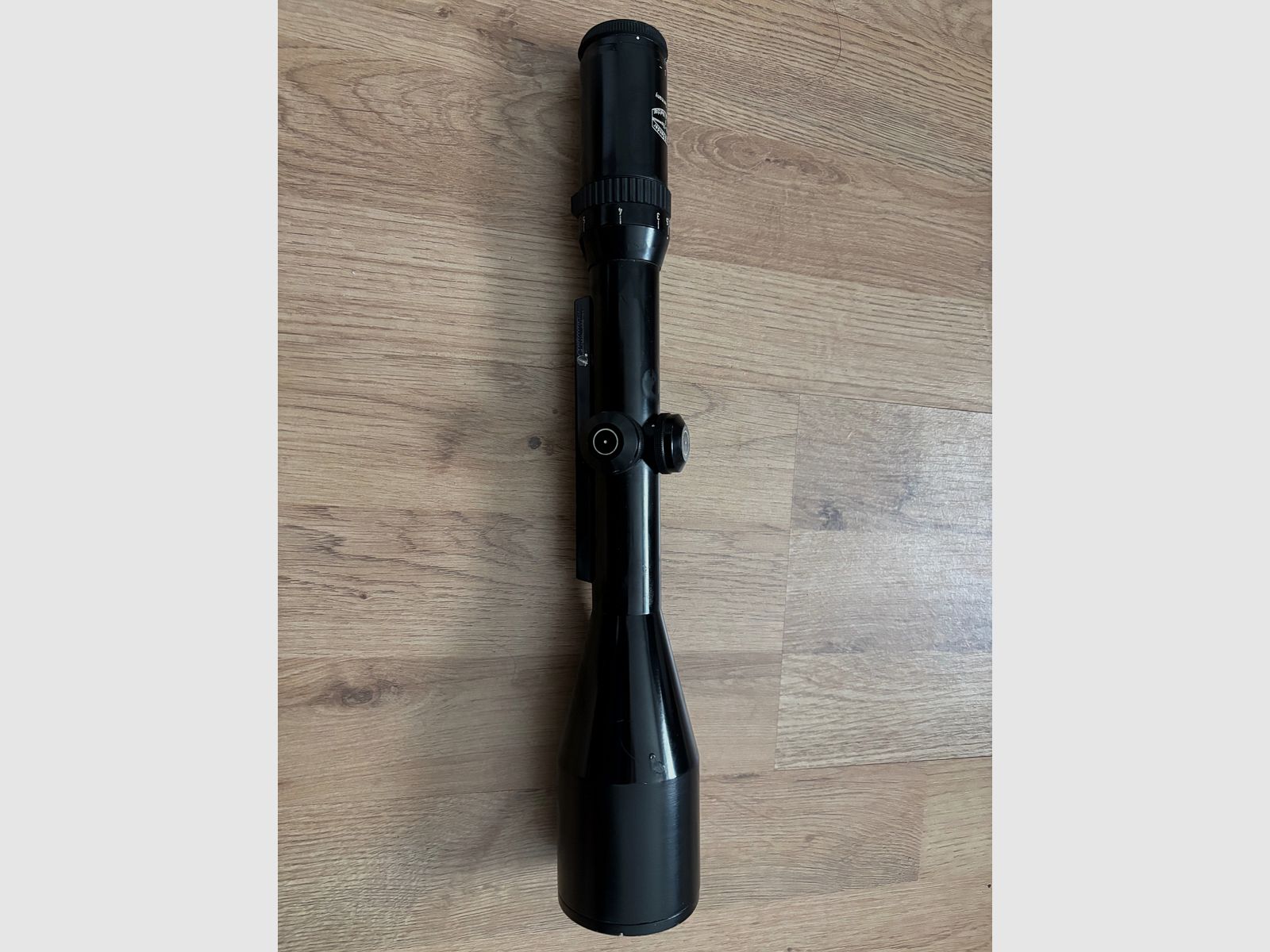 Schmidt u. Bender 2,5-10x56 Réticule 4