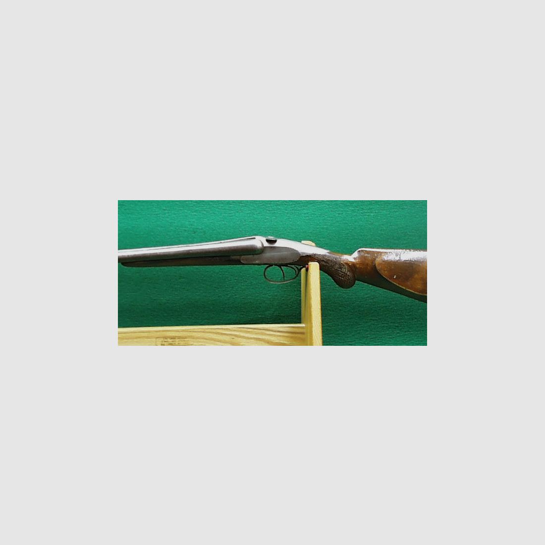 Charlin double-barrel shotgun, sliding lock