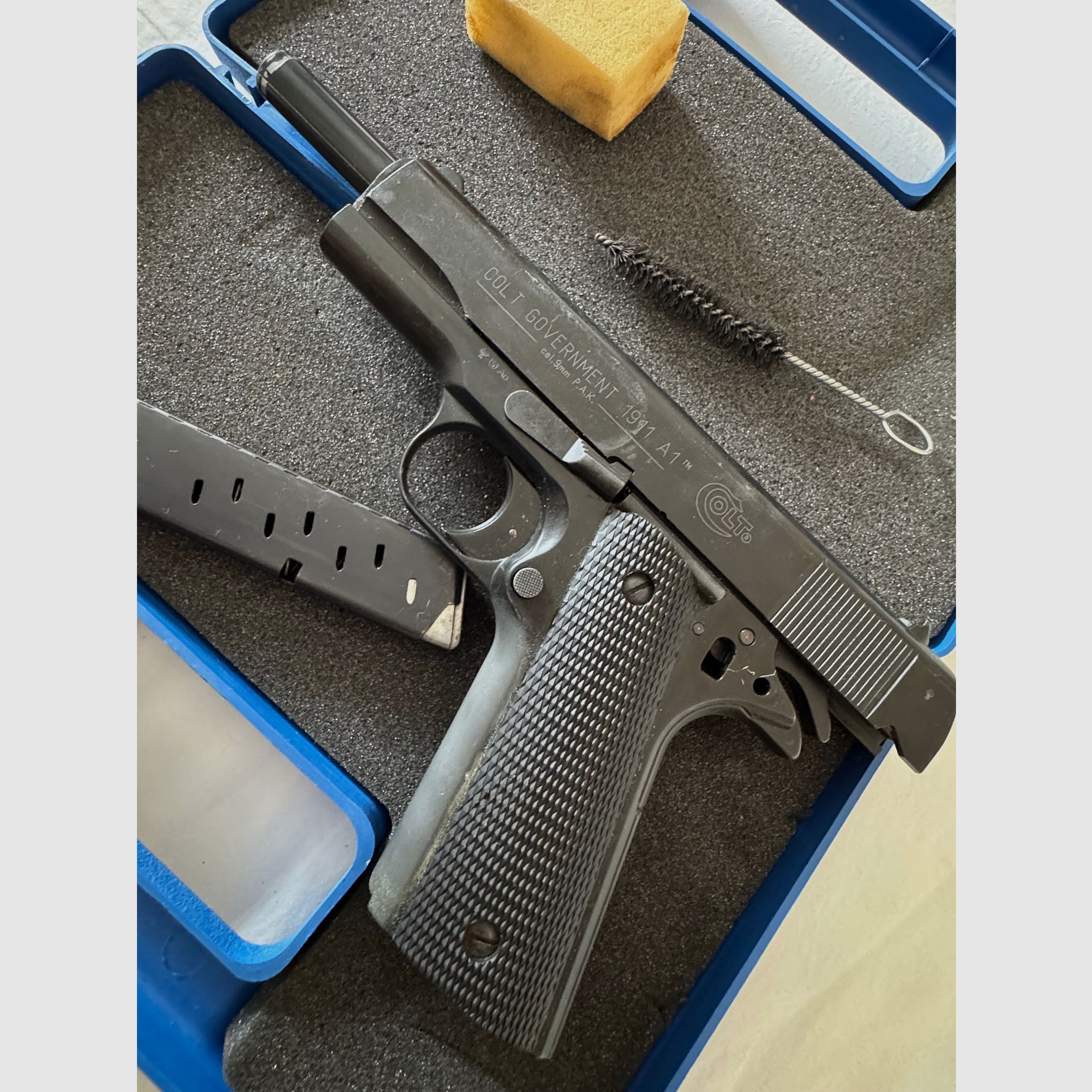 Umarex Colt Government 1911 A1 cal. 9mm P.A.K.