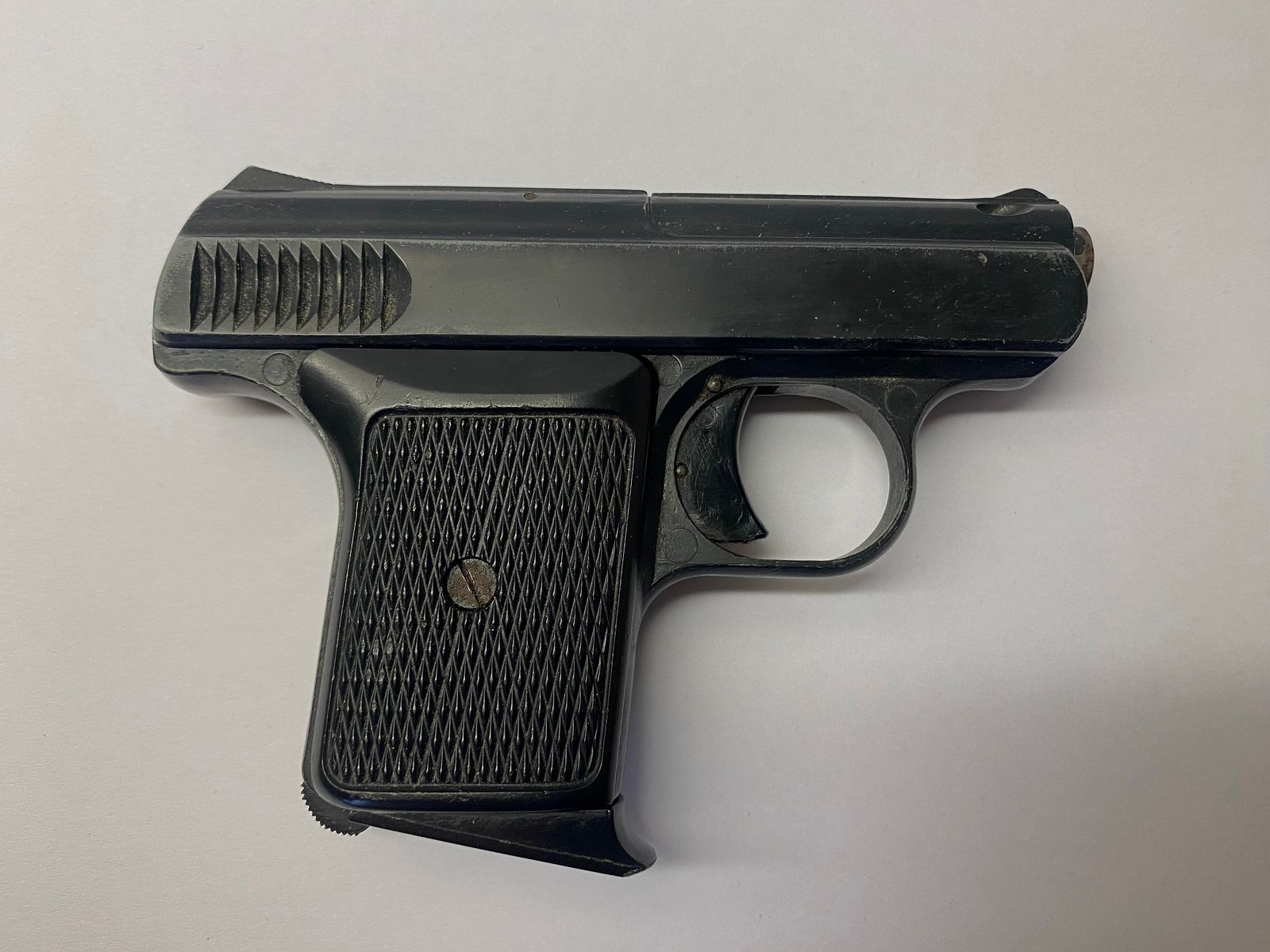 RÉSERVÉ Pistolet d'alarme Rhöner SM 110a 8mm Bang