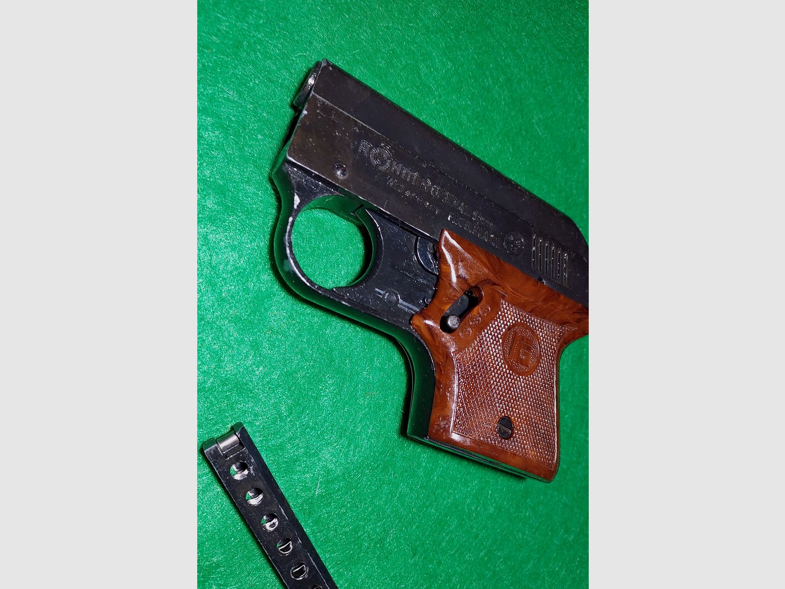 Röhm RG 3 Schreckschuss Pistole Kal. 6mm Flobert  (PTB 33) 