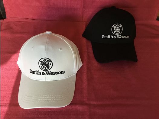 Baseball cap Smith & Wesson in black and white