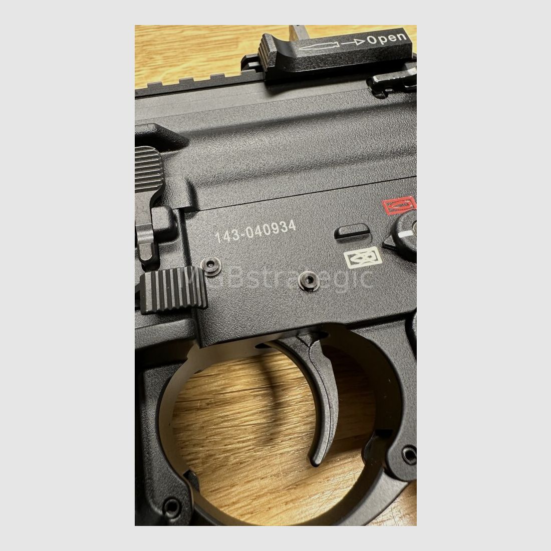 Heckler & Koch MR223 A3 Slim-Line 16,5" Lauf - halbautom. Büchse .223Rem sportlich zugelassen! - Das zivile H&K 416 - mit Original H&K Abzugs- und Schlagstück Pin mit extra Sicherung wie bei G95K + Original H&K QD End-Plate (doppelt neu verstemmt, siehe Foto)