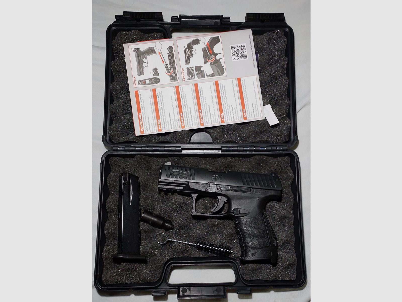 Walther PPQ M2 blank firing pistol 9mm P.A.K. black (PTB 958)