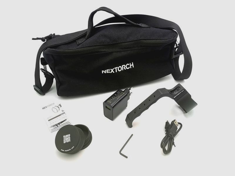 NEXTORCH Saint Torch 31 – 20 000 Lumens Lampe Tactique