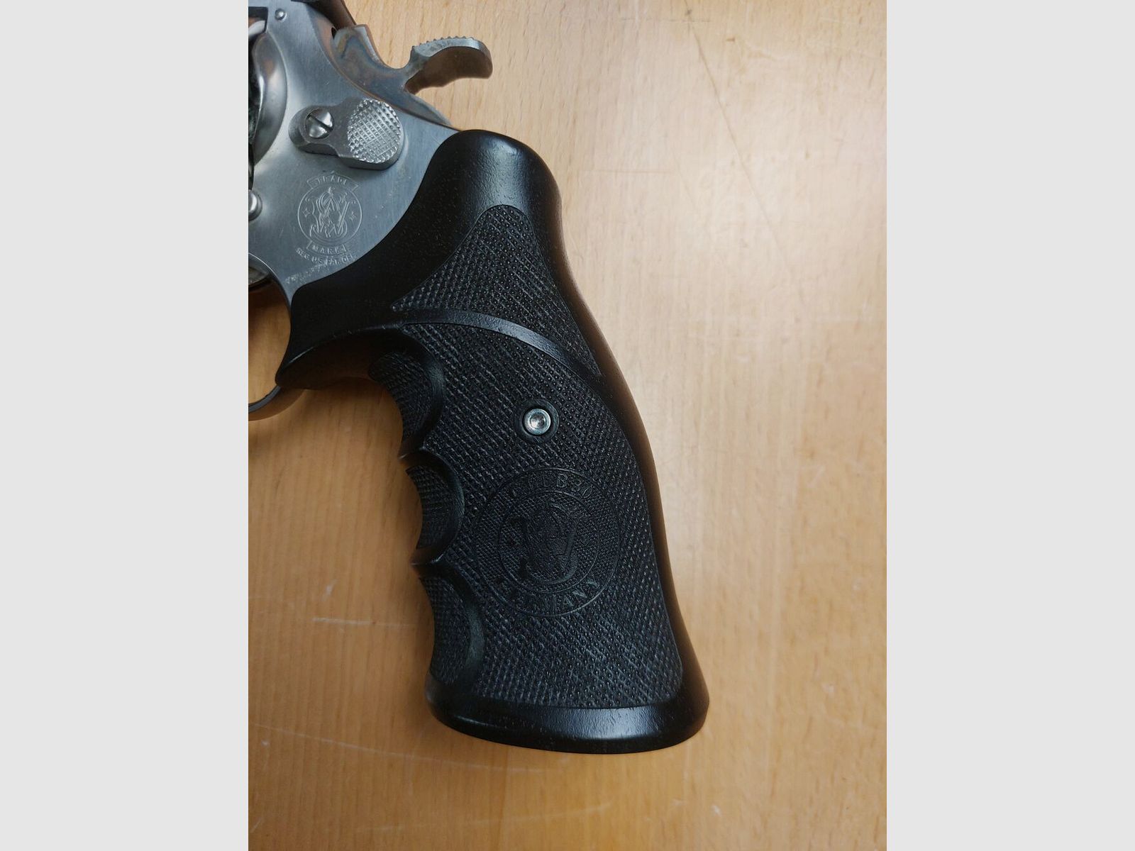 Smith & Wesson, USA 617-1, image 4 sur 10
